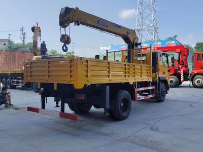 国六徐工6.3随车吊价格及福田徐工随车吊厂家解析